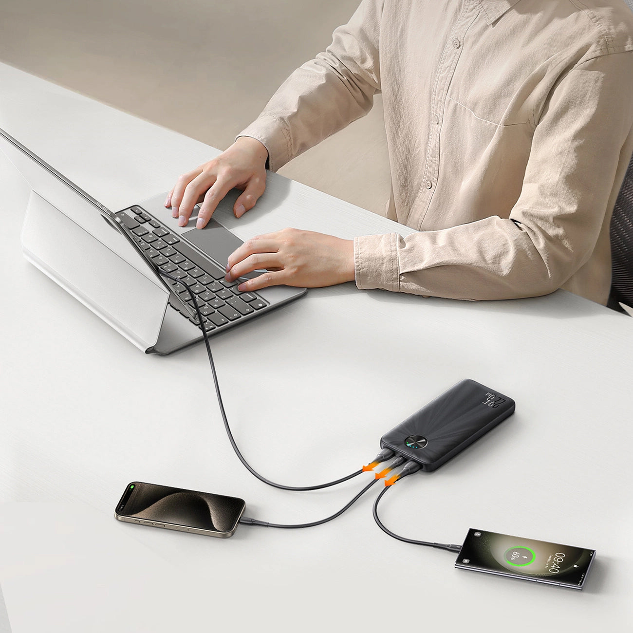 Eksterna baterija Joyroom JR-PBF15, 10000mAh, 22.5W, QC + PD, 1 x USB-C - 2 x USB-A, Crna